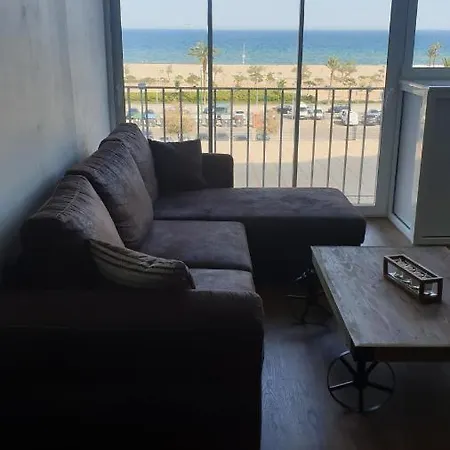 Les Vagues Au Balcon Ampuriabrava