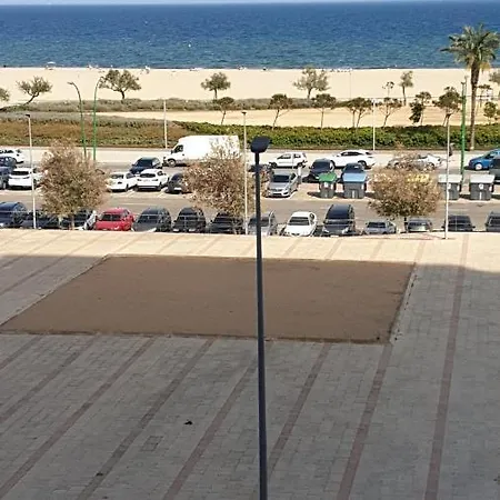 Les Vagues Au Balcon Apartamento *